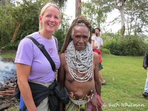 Beth Whitman with a Big Man's wife in Papua New Guinea
