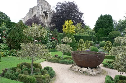 Abbey House Gardens, Malmsbury Photo: Heatheronhertravels.com