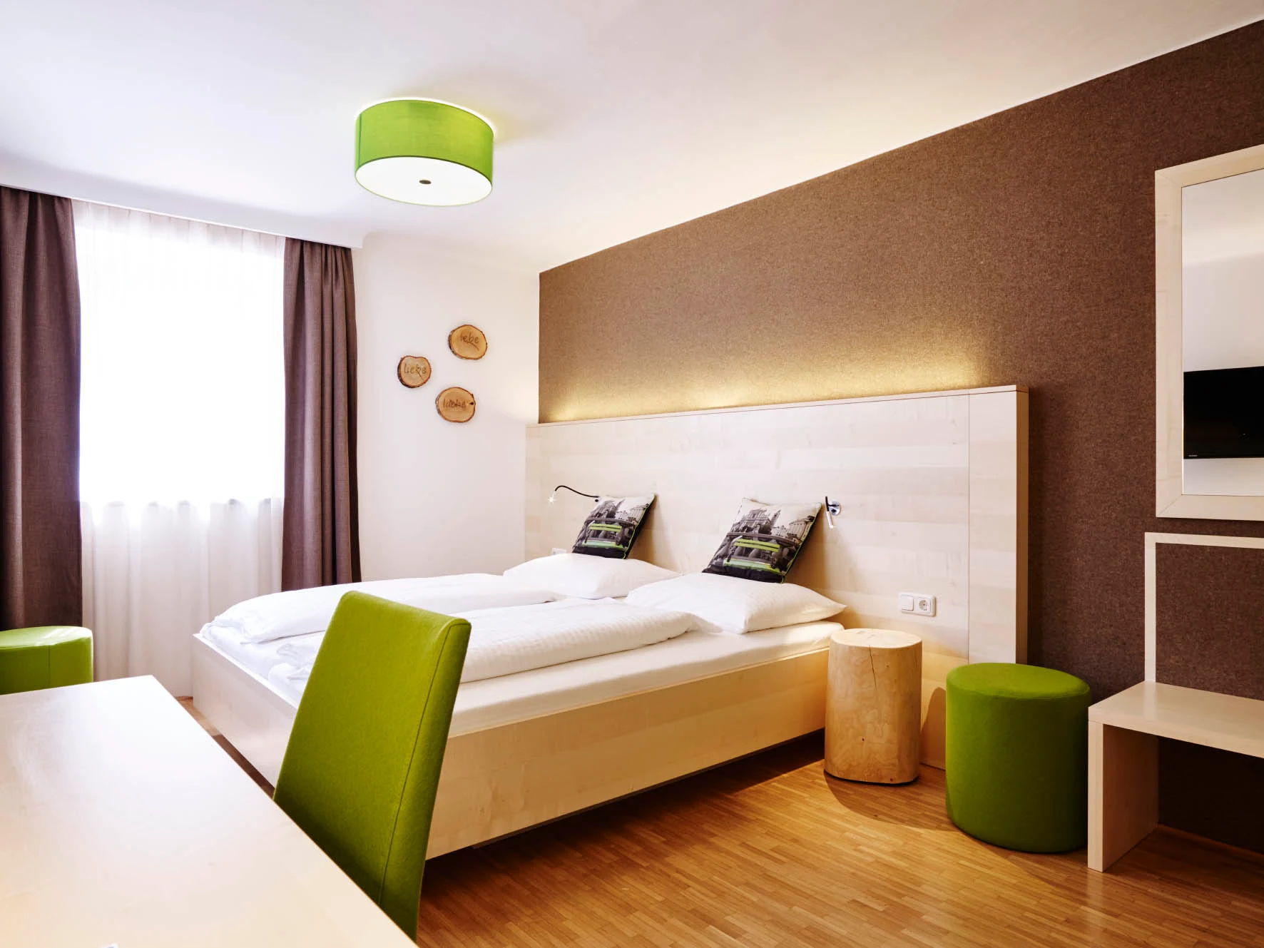 Bedroom at Hotel Zur Post in Salzburg