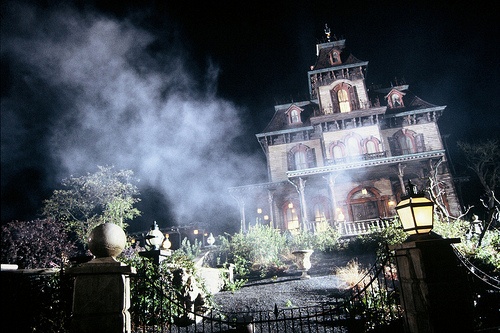Phantom Manor at Disneyland Paris © Disney