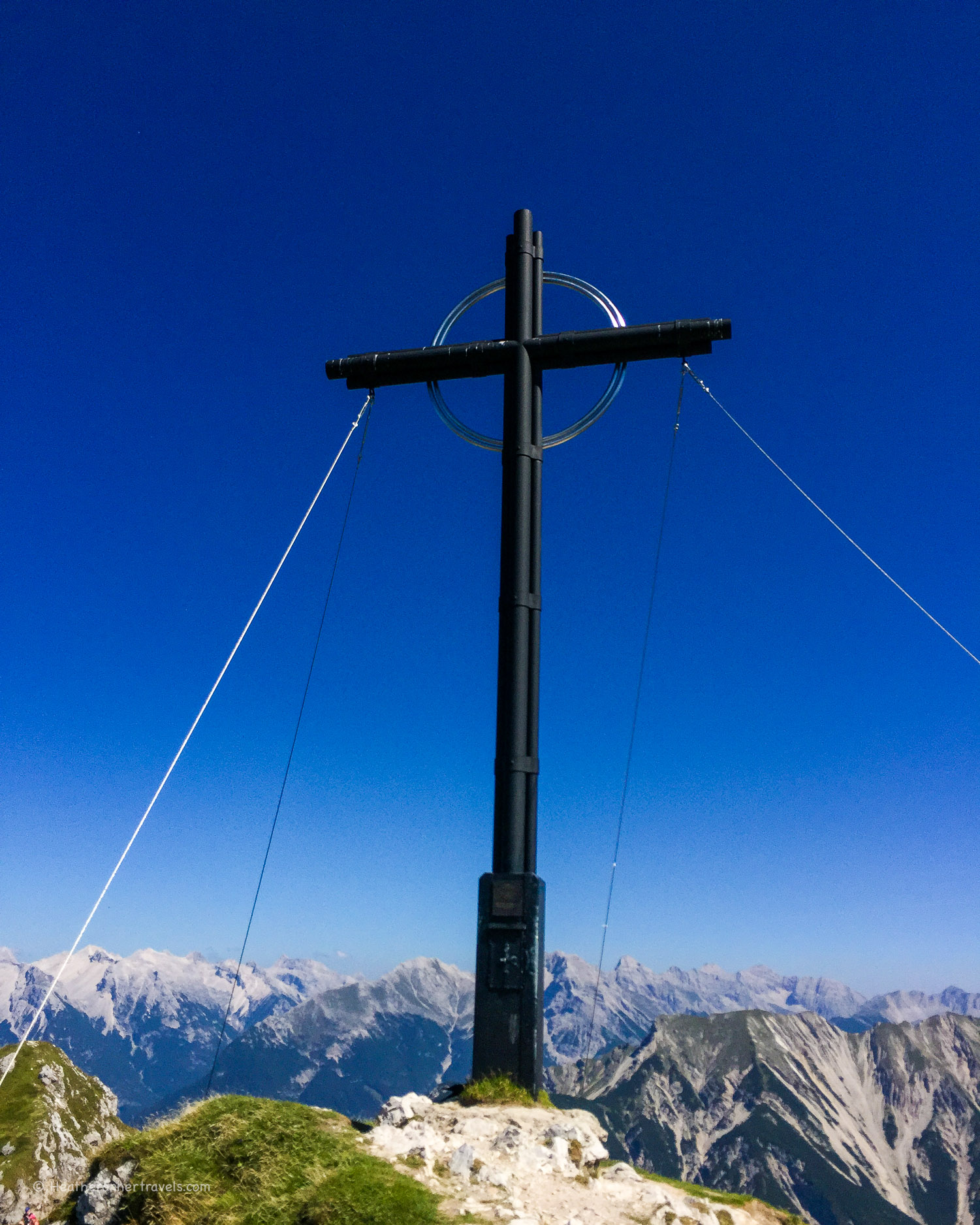 The cross at Seefelder Spitze in Austria Photo: Heatheronhertravels.com