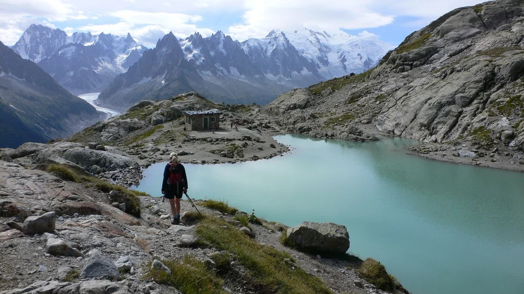 Hiking at Lac Blanc above Chamonix