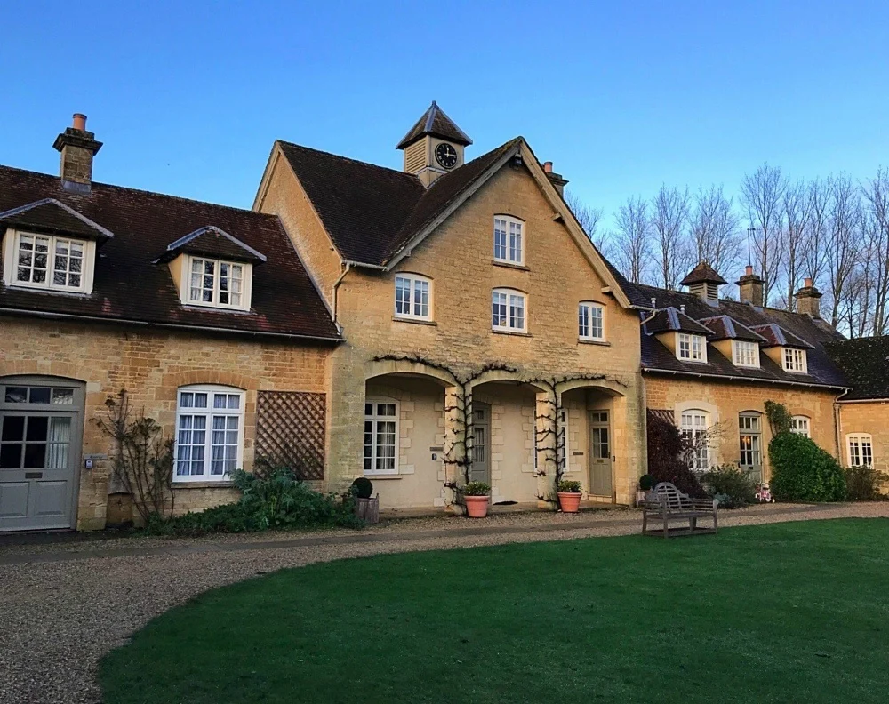 Courtyard - Bruern Cottages - Photo Heatheronhertravels.com