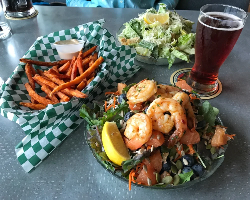 Dingy Dock Pub in Nanaimo BC Canada Photo: Heatheronhertravels.com