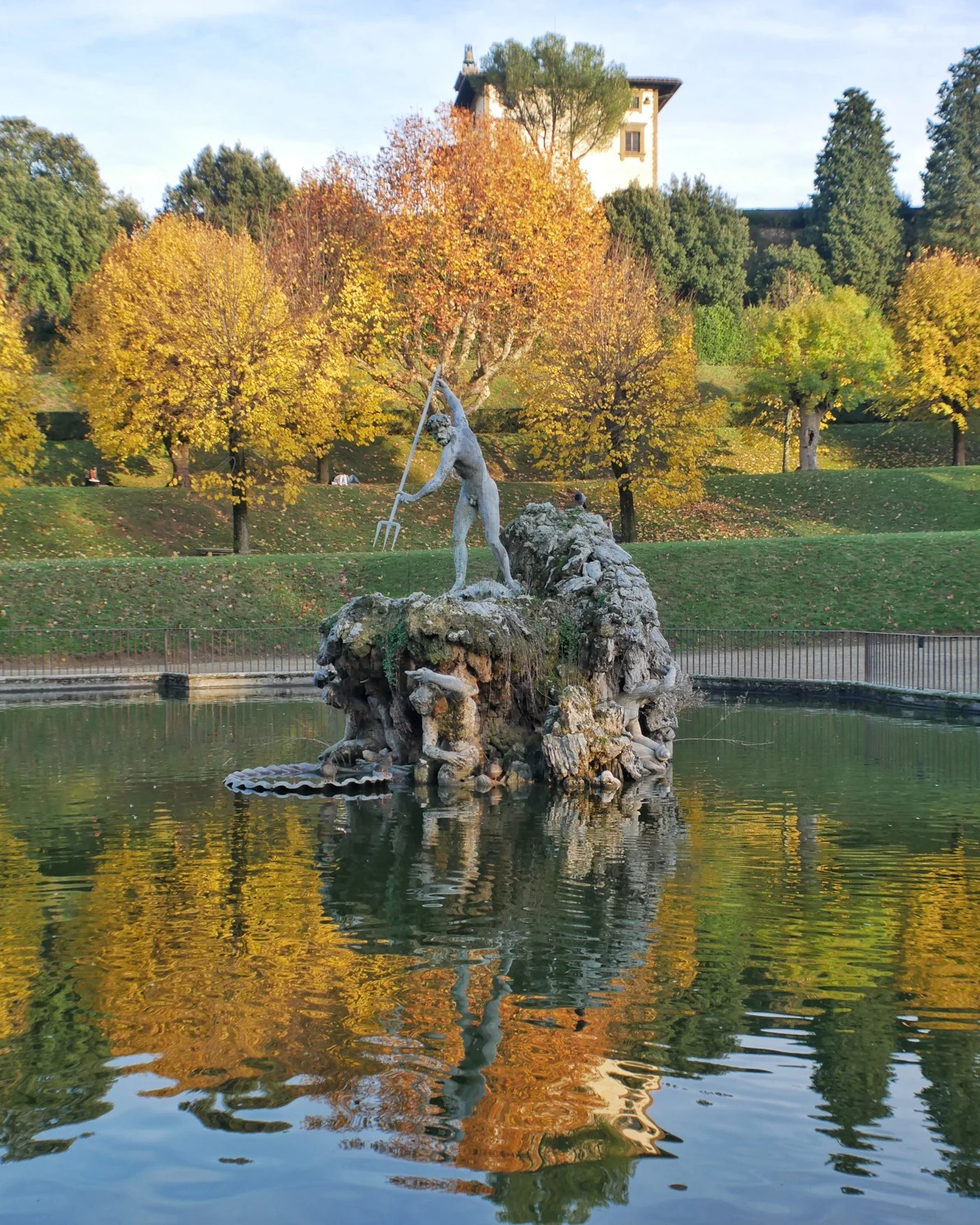 Best places to visit in Florence - Boboli Gardens in Florence Photo Heatheronhertravels.com
