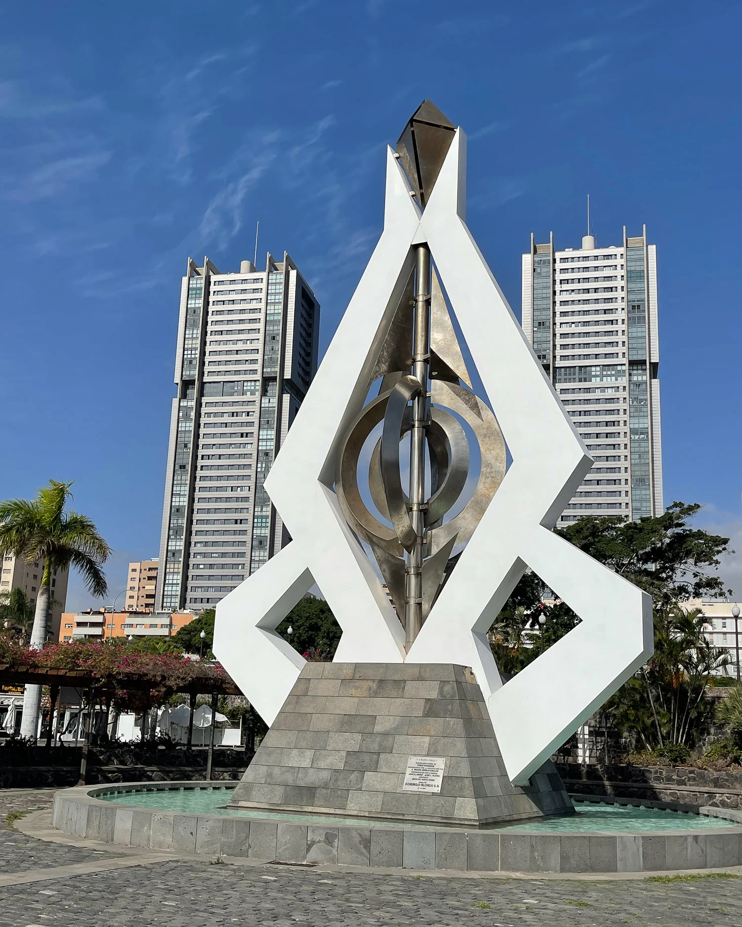 Cesar Manrique sculpture Santa Cruz Tenerife Photo Heatheronhertravels.com
